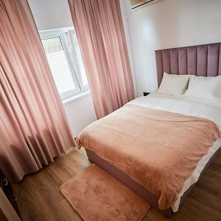 Queen Apartment Athenee Bucarest Extérieur photo