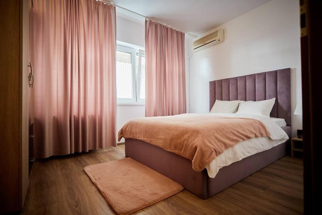 Queen Apartment Athenee Bucarest Extérieur photo